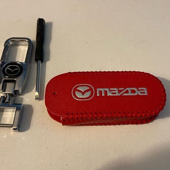 Mazda Key Fob Keychain in metal & Fob Case Cover in Red Leather NWT - Picture 5 of 8